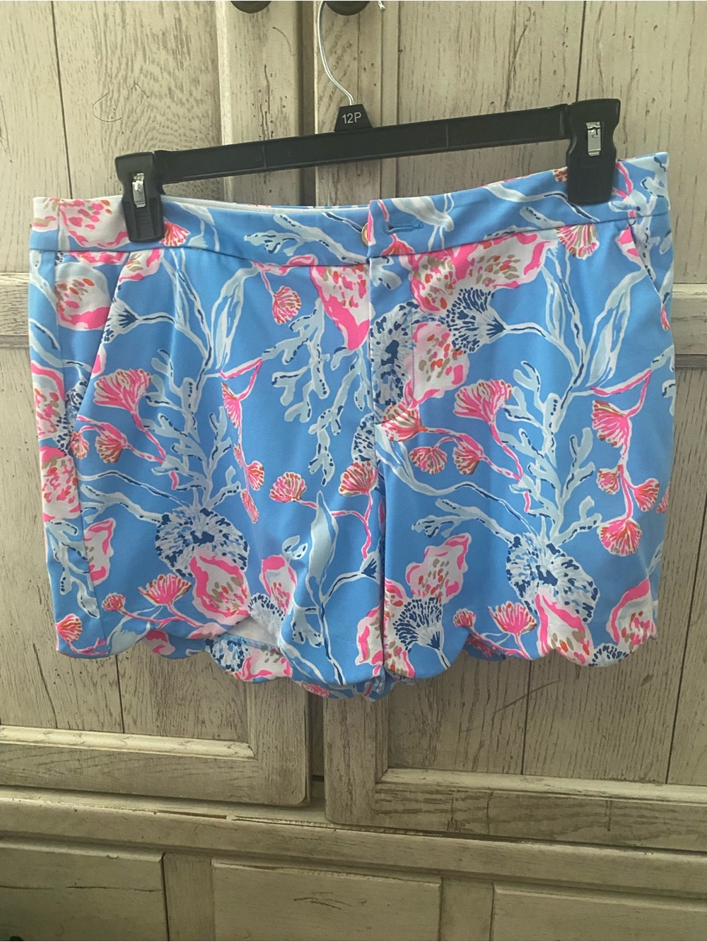 Lilly Pulitzer Blue Floral Scallop-Hem High-Waist Shorts